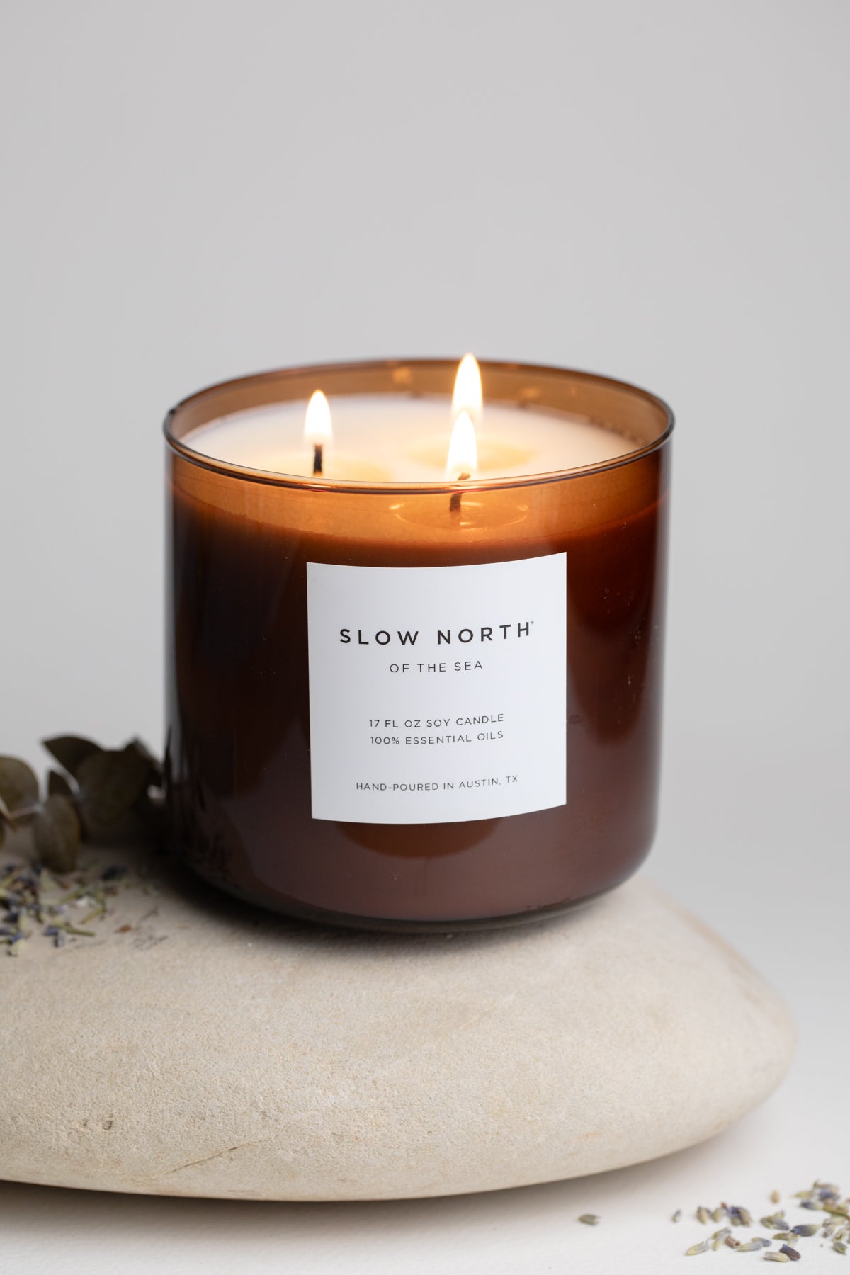 Of The Sea (Eucalyptus + Lavender + Peppermint) - Signature 3-Wick Candle