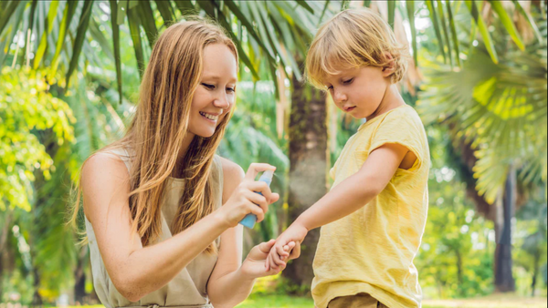 5 Best Natural Bug Repellent Sprays For An Itch-Free Summer