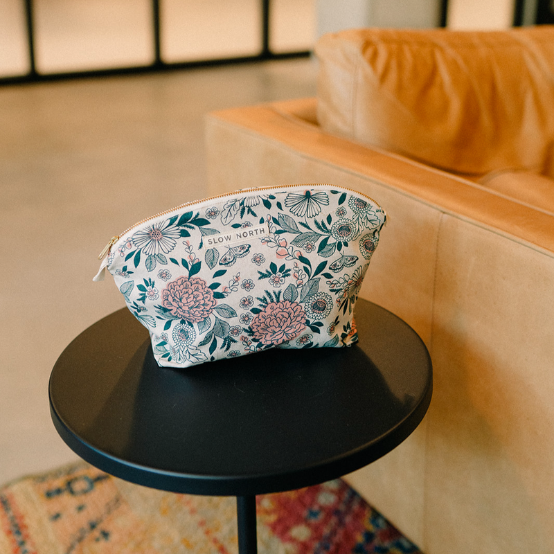 Classic Zipper Bag - Hidden Falls