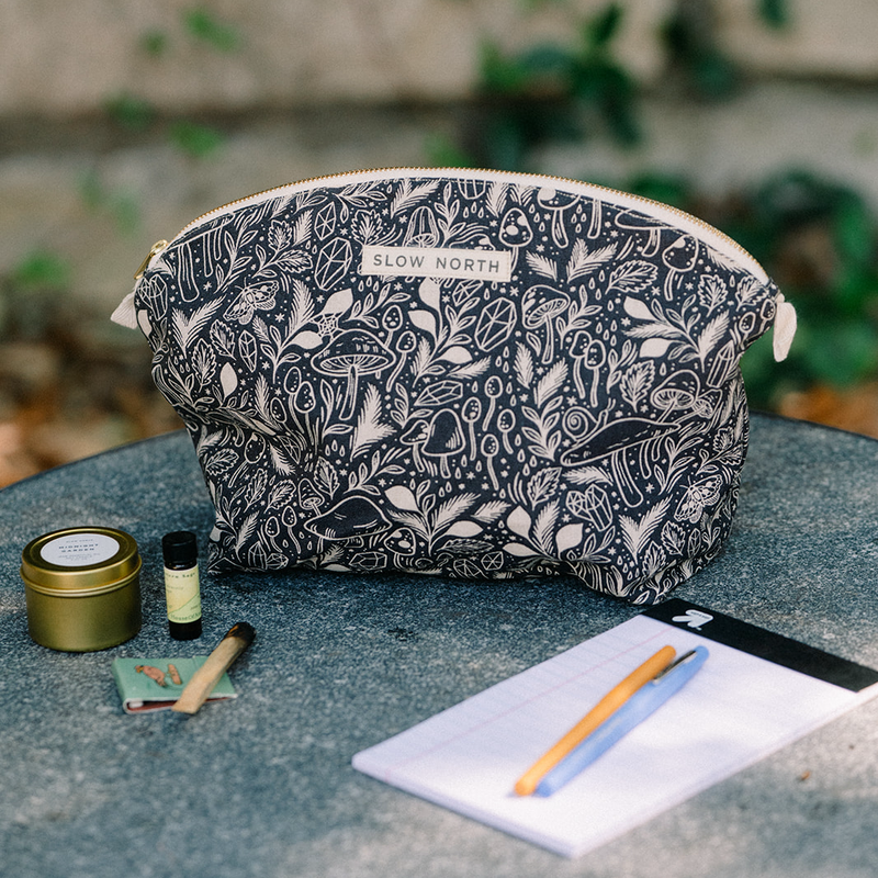 Classic Zipper Bag - Mystical Mushroom